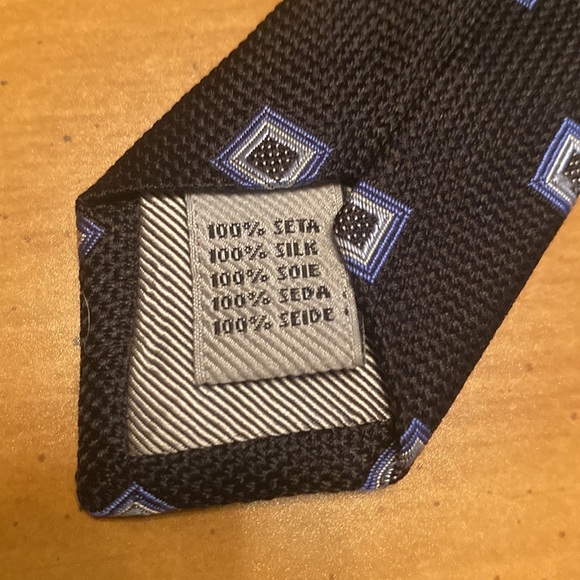 Vintage W.H. Belk Men’s Black Blue Square 100% Silk Neck Tie - Picture 6 of 7
